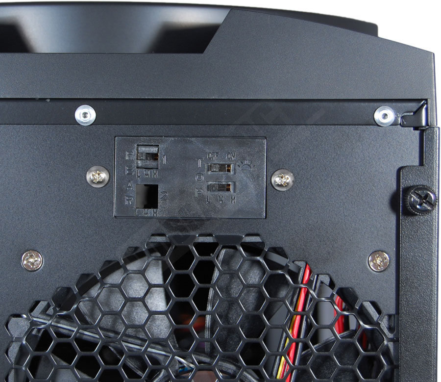 Antec Nine Hundred Two 902 r&eacute;glage ventilateurs