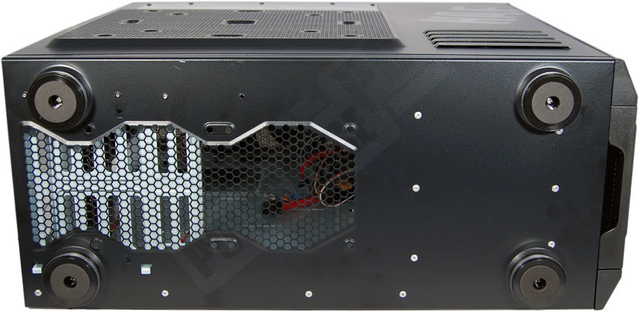 Cooler Master HAF 932 dessous