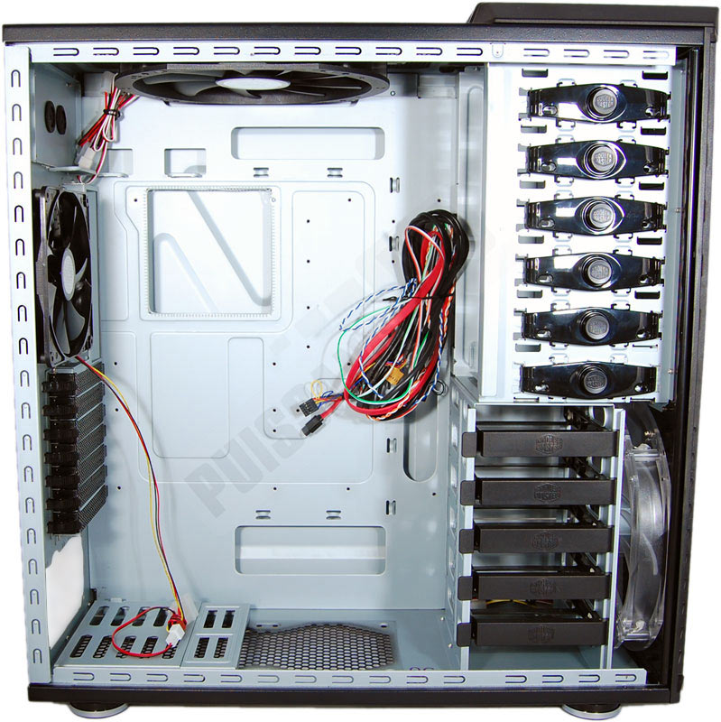 Cooler Master HAF 932 interieur