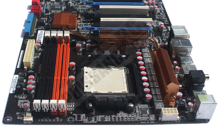 asus m4a79t deluxe socket puissance-pc