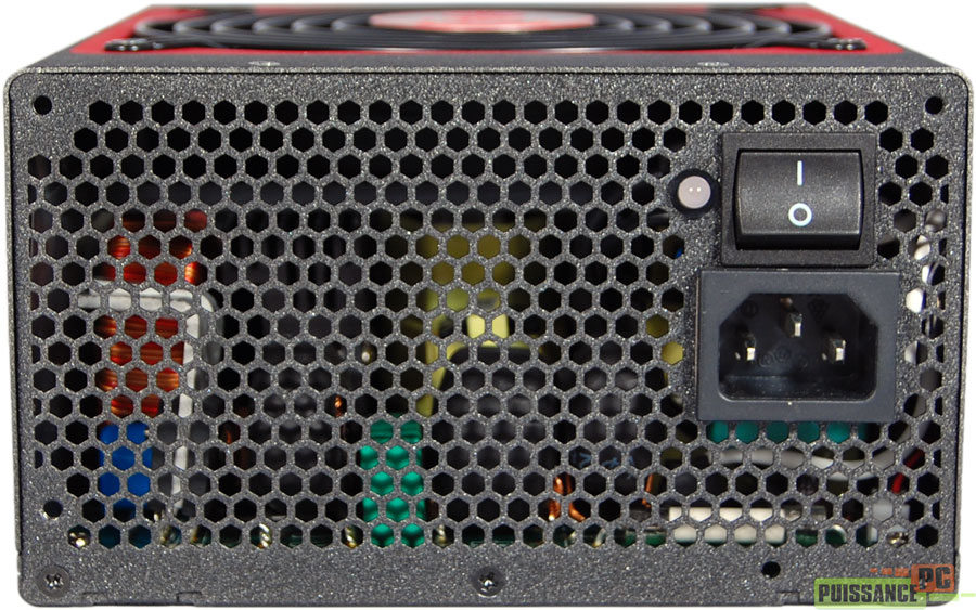 enermax revolution 85+ 1050w dos