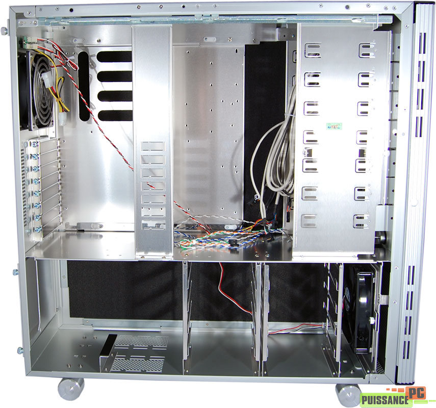 Lian Li PC-V2110 interieur