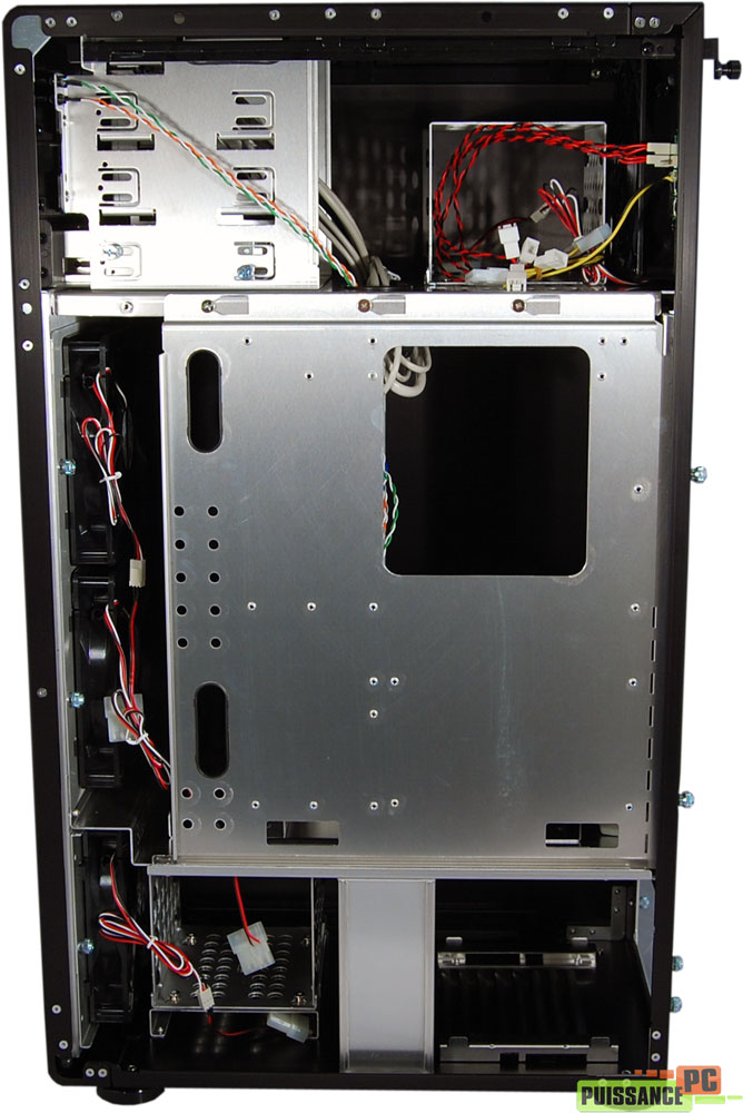 Lian Li PC-X1000 intérieur dos