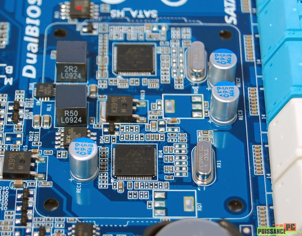 Gigabyte P55-UD5 nue puce Marvell SATA 6Gbps