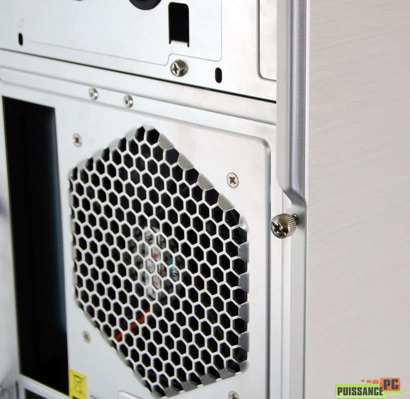 Cooler Master ATCS 840 ouverture