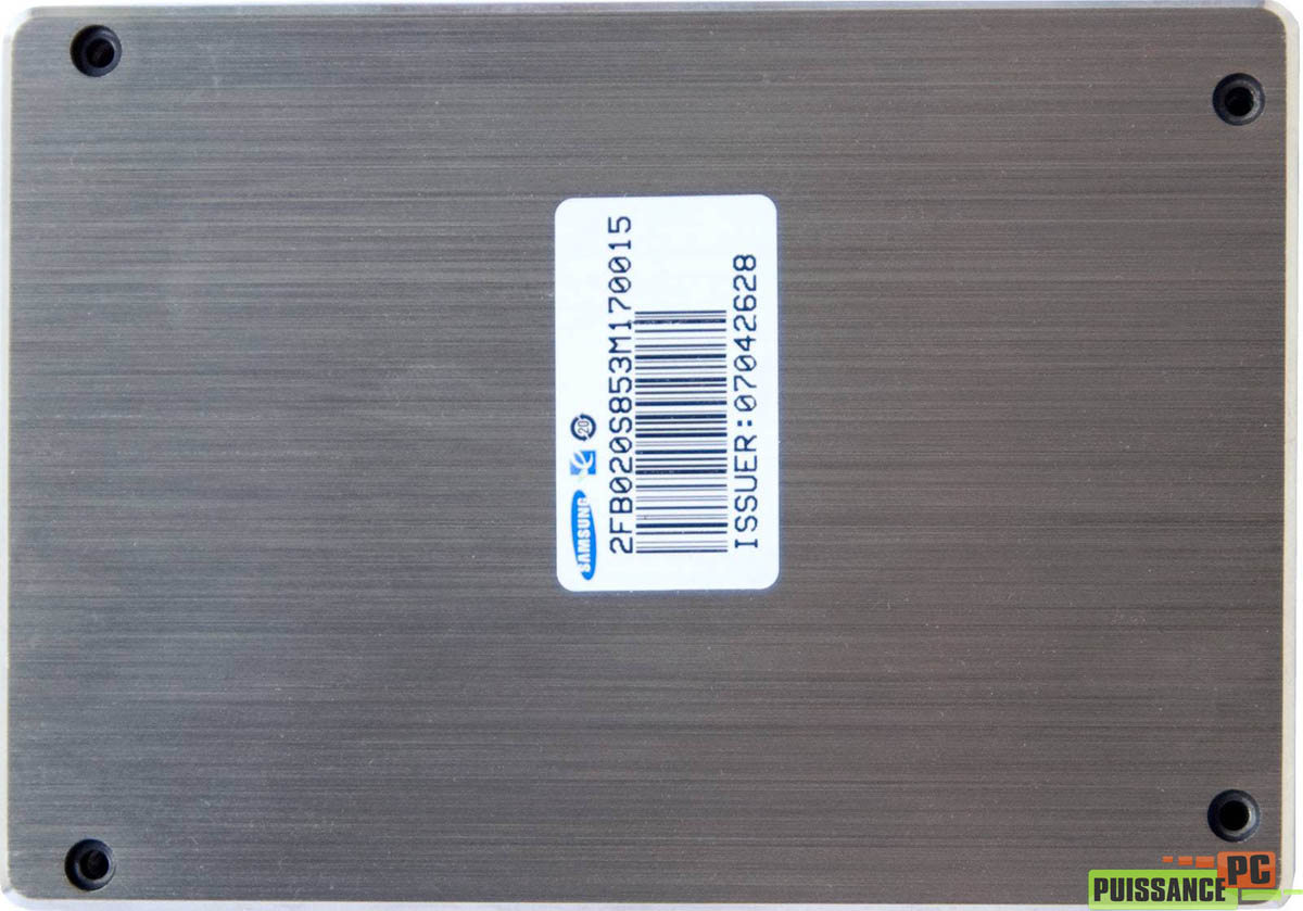 Dossier SSD PB22J 256 Go recto