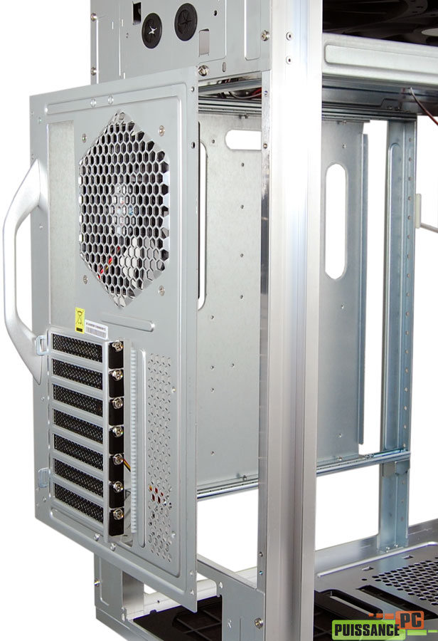 Cooler Master ATCS 840 plateau carte m&egrave;re