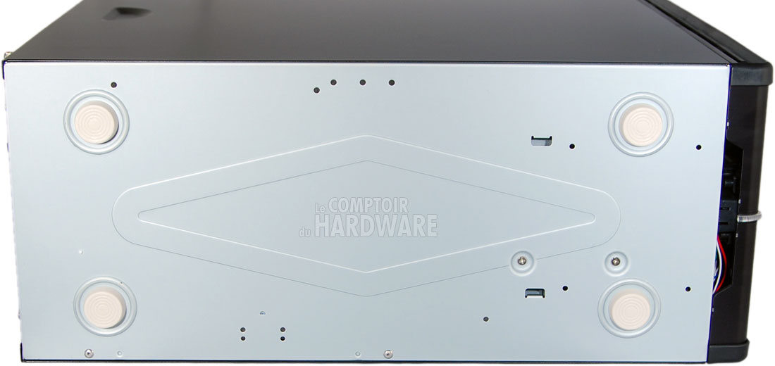 Cooler Master Sileo 500 dessous