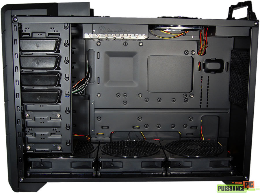 Silverstone Raven 2 interieur