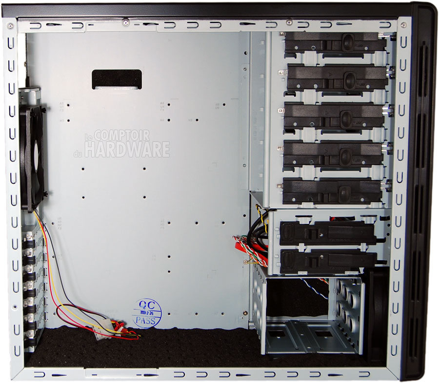 Cooler Master Sileo 500 interieur