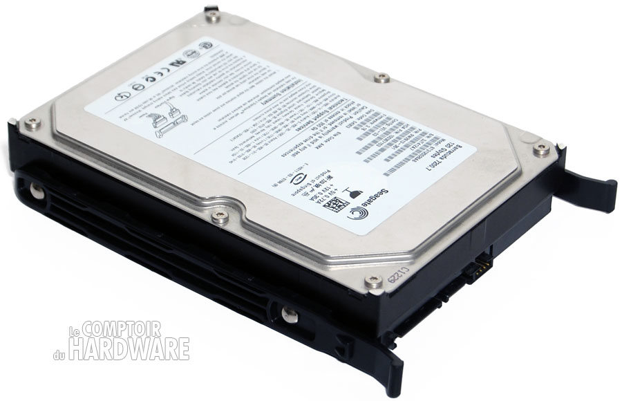 Cooler Master Sileo 500 montage disques durs