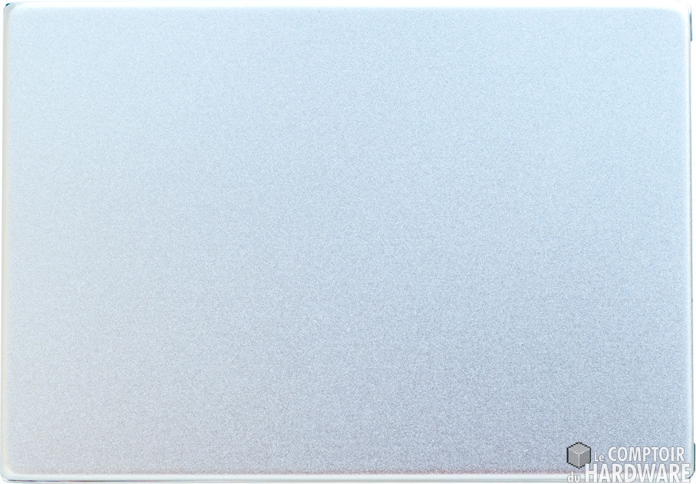 Boitier recto Crucial M225 64 Go