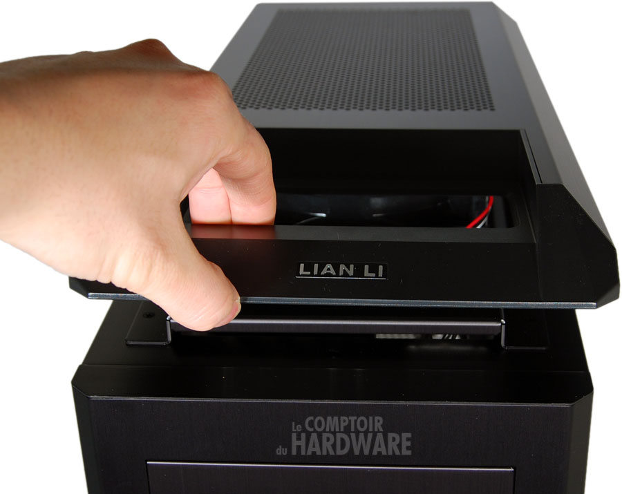 Lian Li PC-B25F ouverture dessus