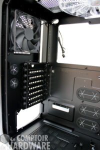 Graphite 600T : intérieur arrière