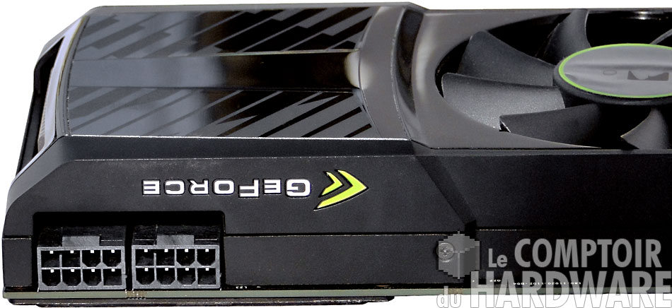 GTX 590 connecteurs PCIE