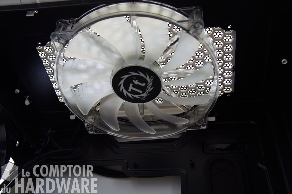 level 10 gt - ventilateur 200