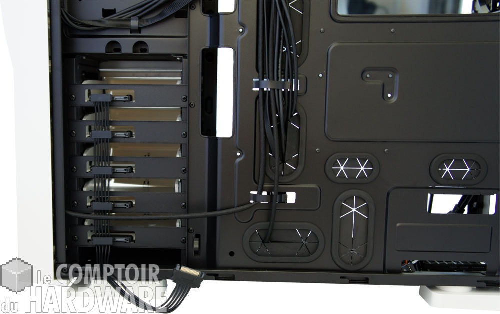 level 10 gt - connectique sata