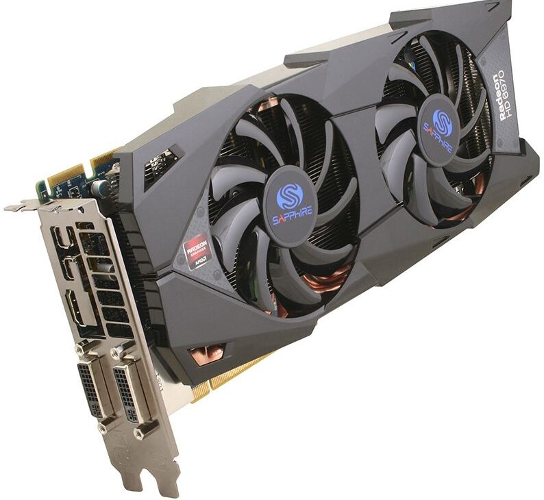 Sapphire HD 6970 custom ventirad vue 3/4 cote