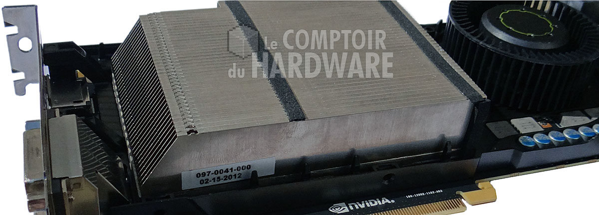 nVIDIA GTX 680 : refroidisseur sans carénage