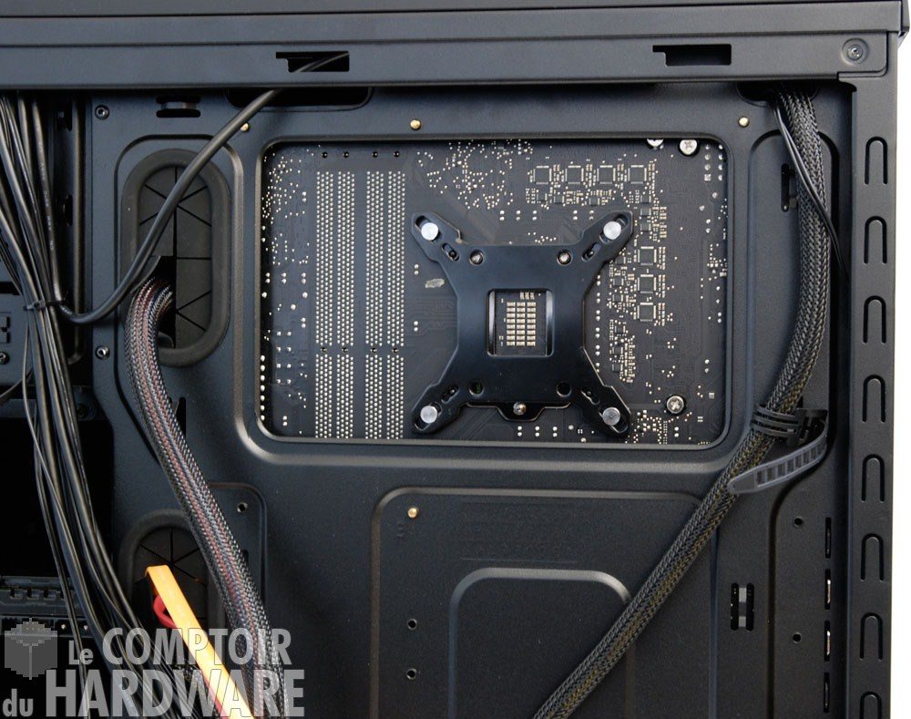 Silencio 650 - backplate