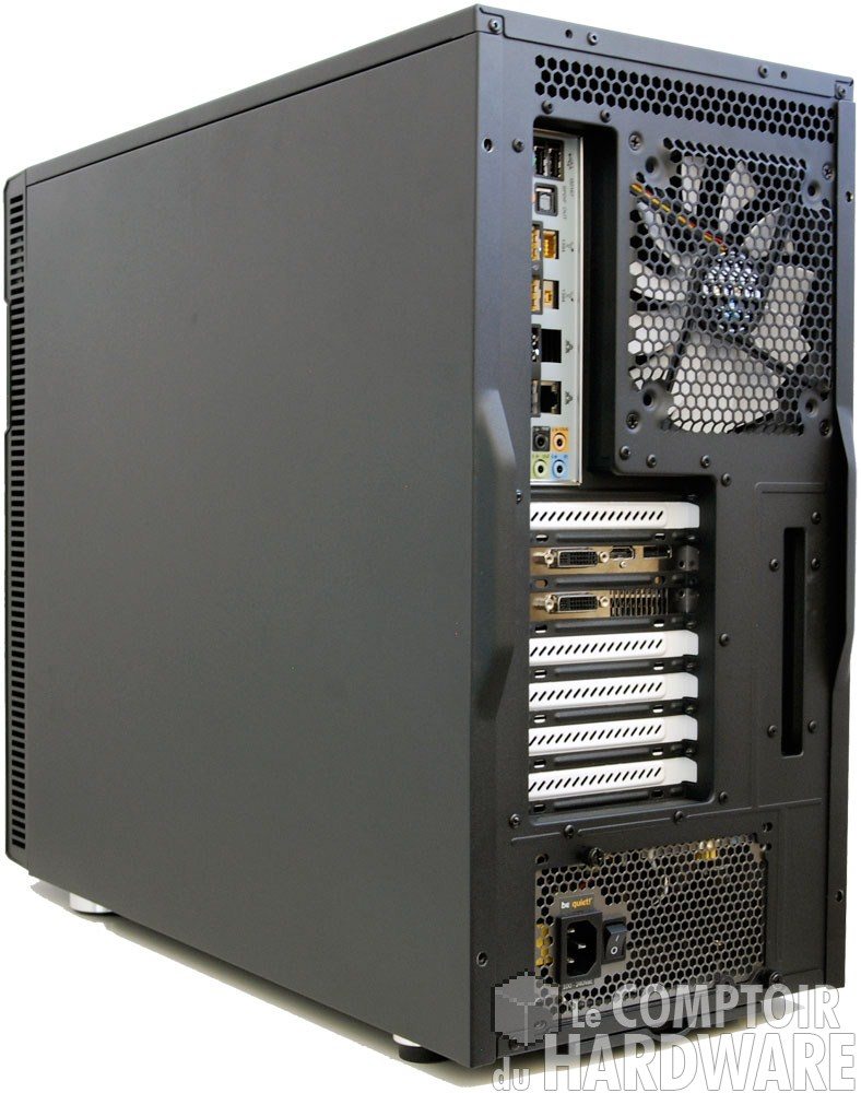 Define R4 dans ton... euh vu de derrière