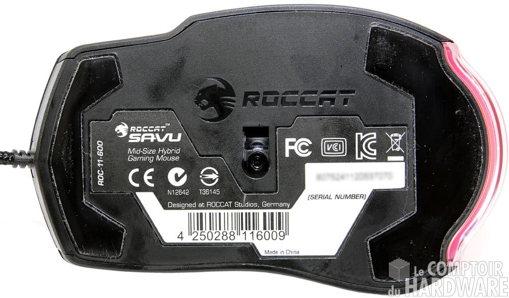 roccat savu - dessous