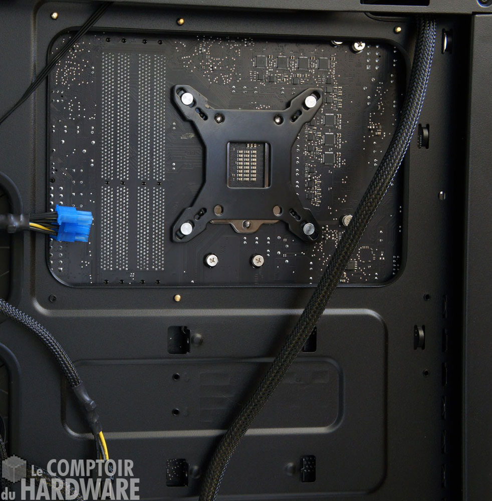 backplate sur HAF-XM