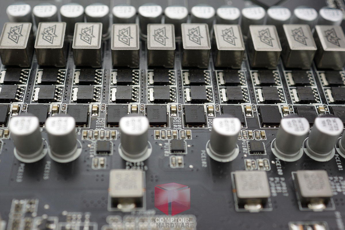 Asus R9 280X DirectCU II TOP : l'étage d'alimentation