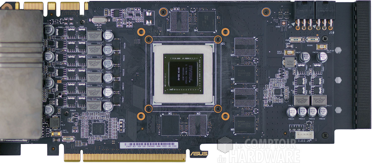 Asus GTX 670 DirectCU II TOP : carte nue