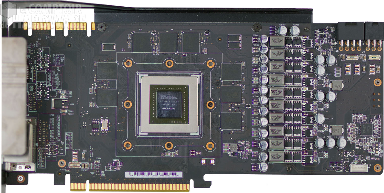 Asus GTX 680 DirectCU II TOP : carte nue