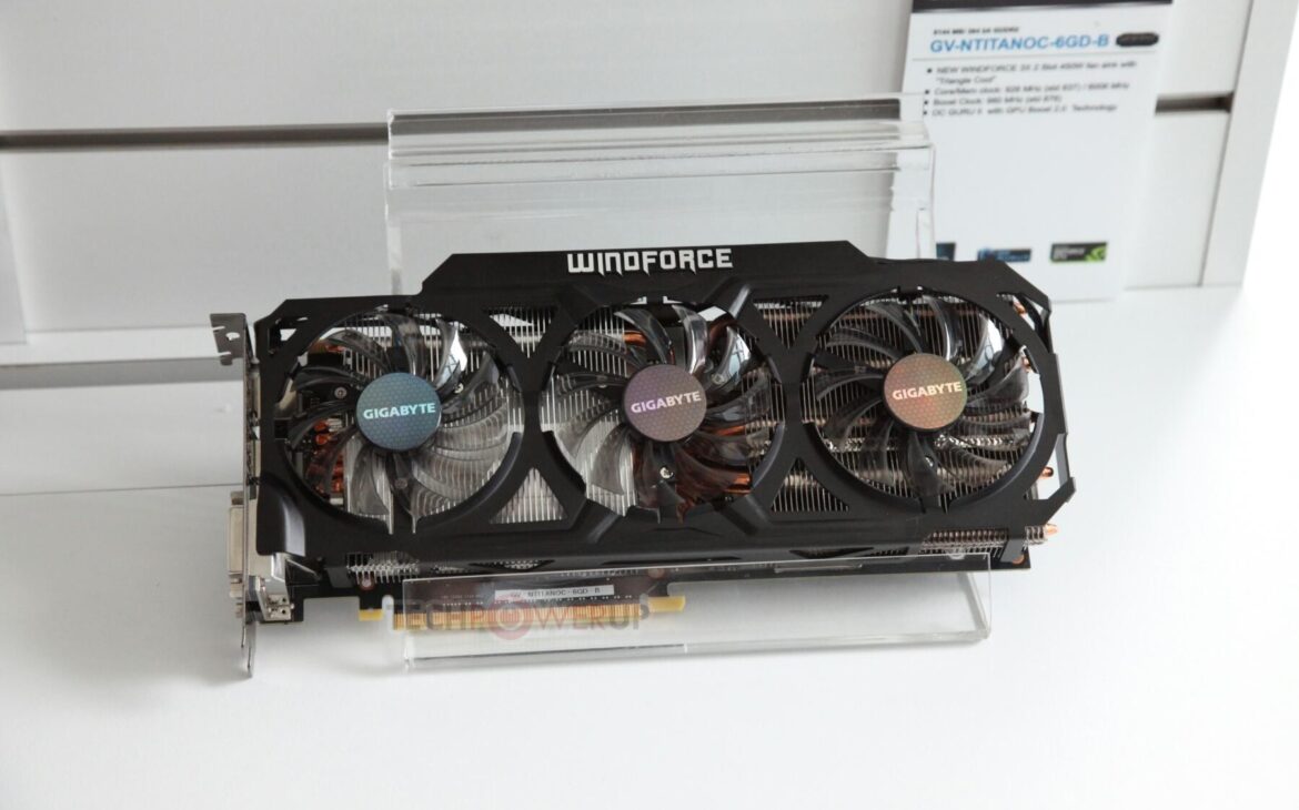 gigabyte_gtx_titan_450w_tpu.jpg
