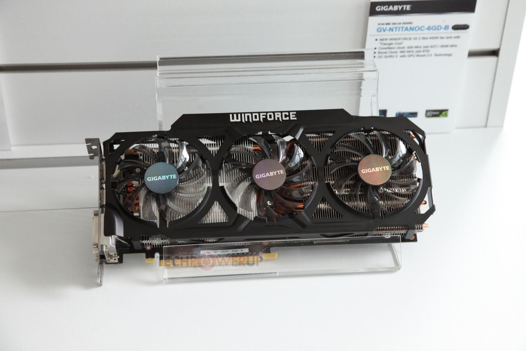 gigabyte_gtx_titan_450w_tpu.jpg