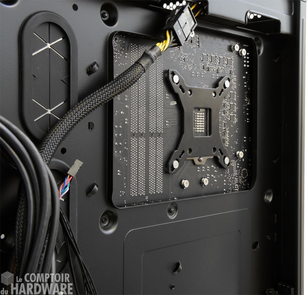 750D - Accès ventirad et place 