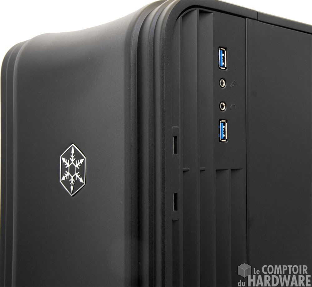 connectique externe du FT04