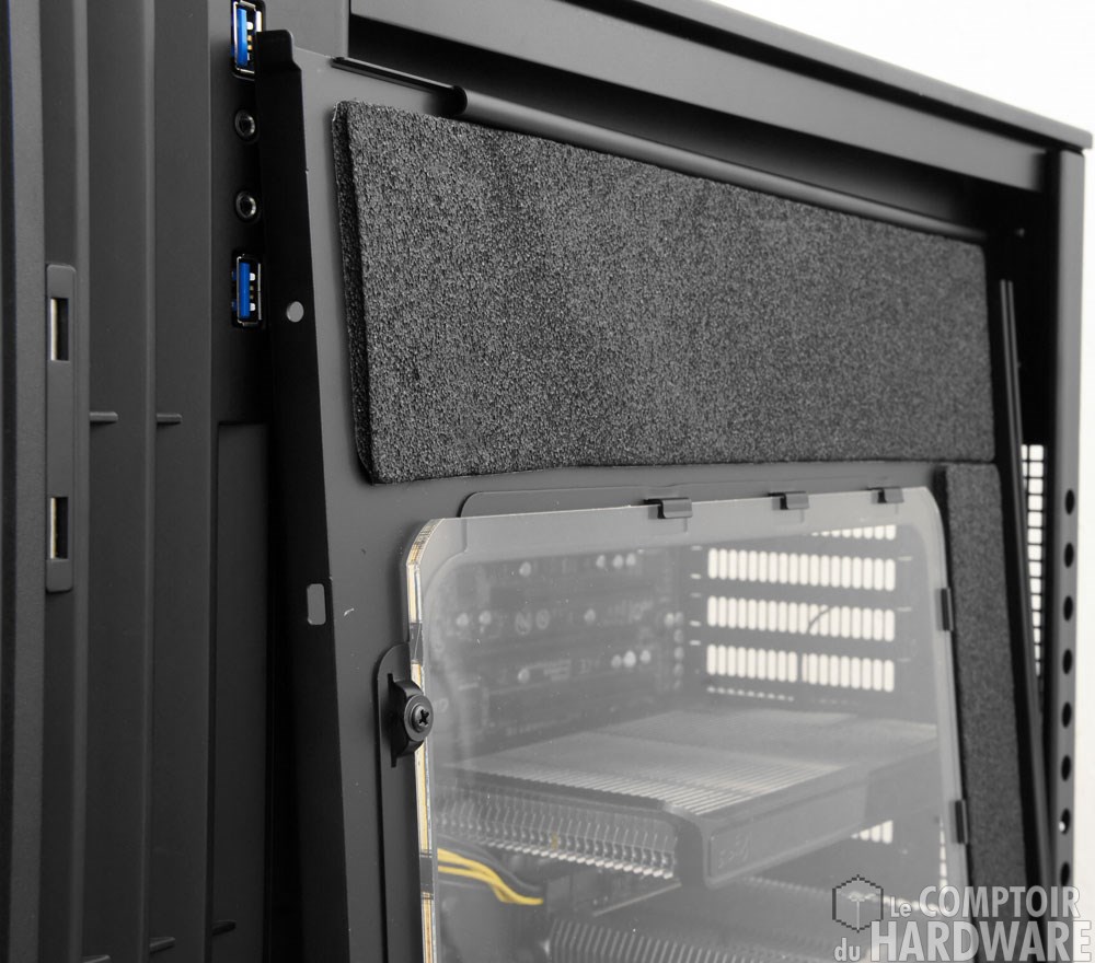 porte vitrée et mousse acoustique sur FT04