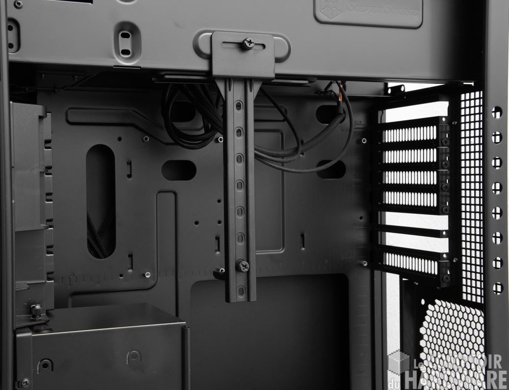 SilverStone - Vue Slot et support CG