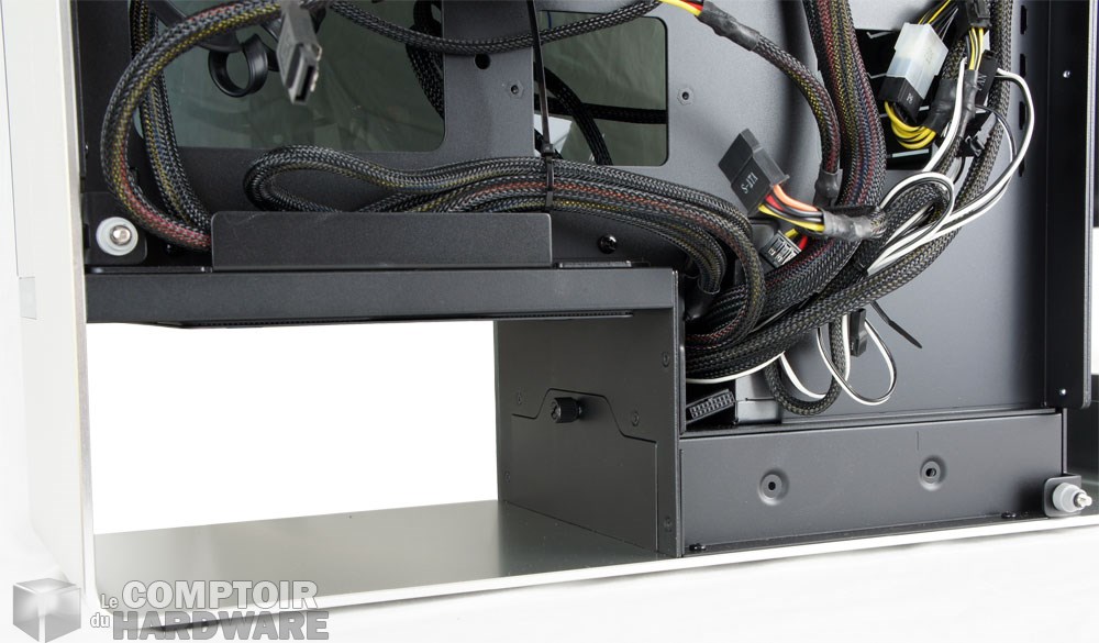 In Win 904 - Espace arrière