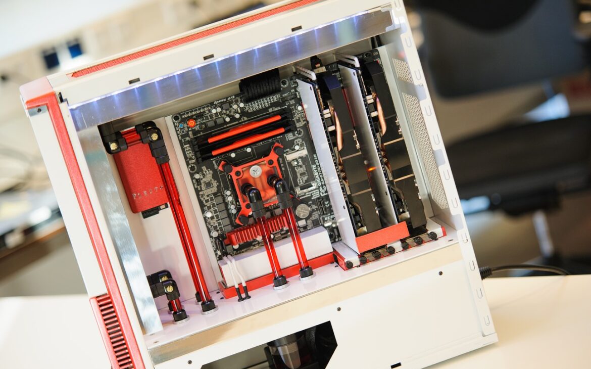 Modding : Meelobee - Project 180 : Un boitier modeste à l'origine, que l'on peine à reconnaître !