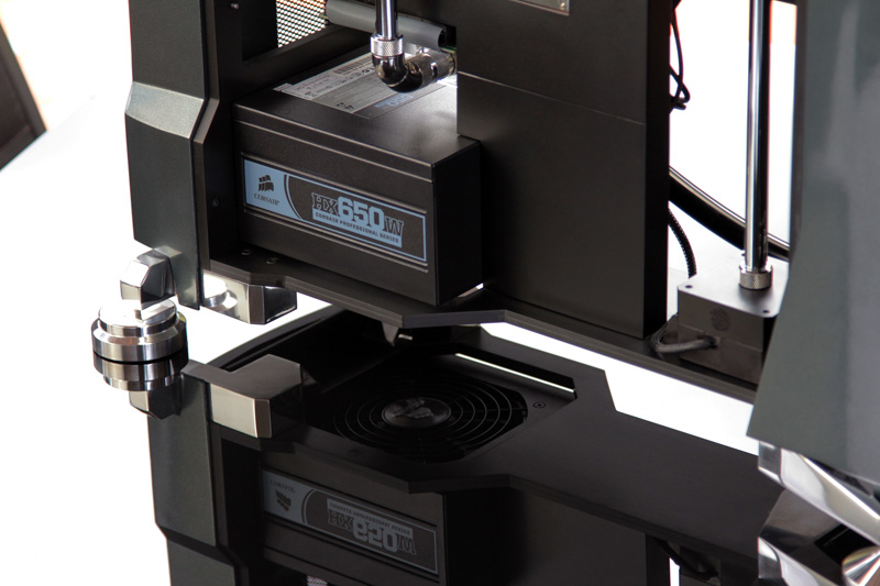 Modding : Attila - Cor Leonis : Le chassis est en alu anodisé.