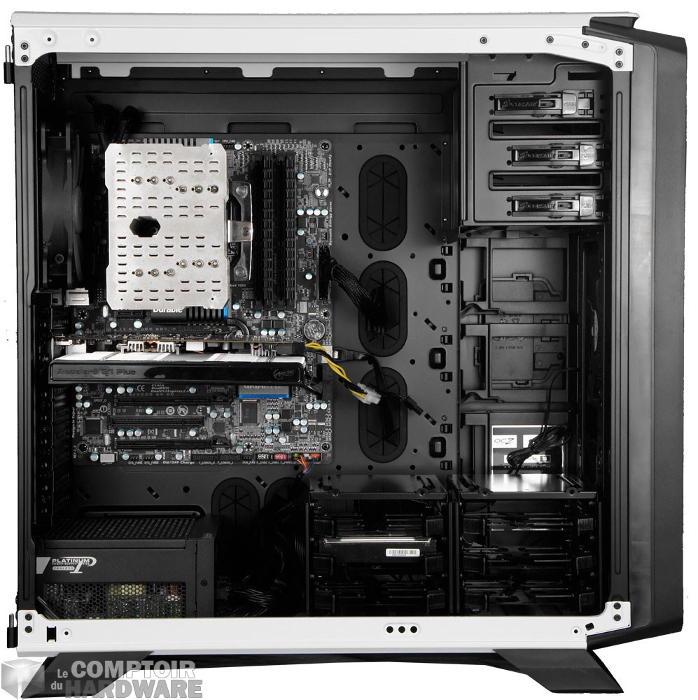 Vue intérieur du Graphite 760T