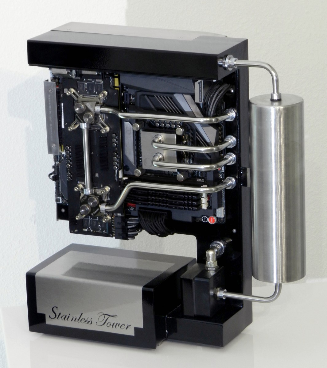 Modding : JDdesign - Stainless Tower : Il est bon ton café gringo !