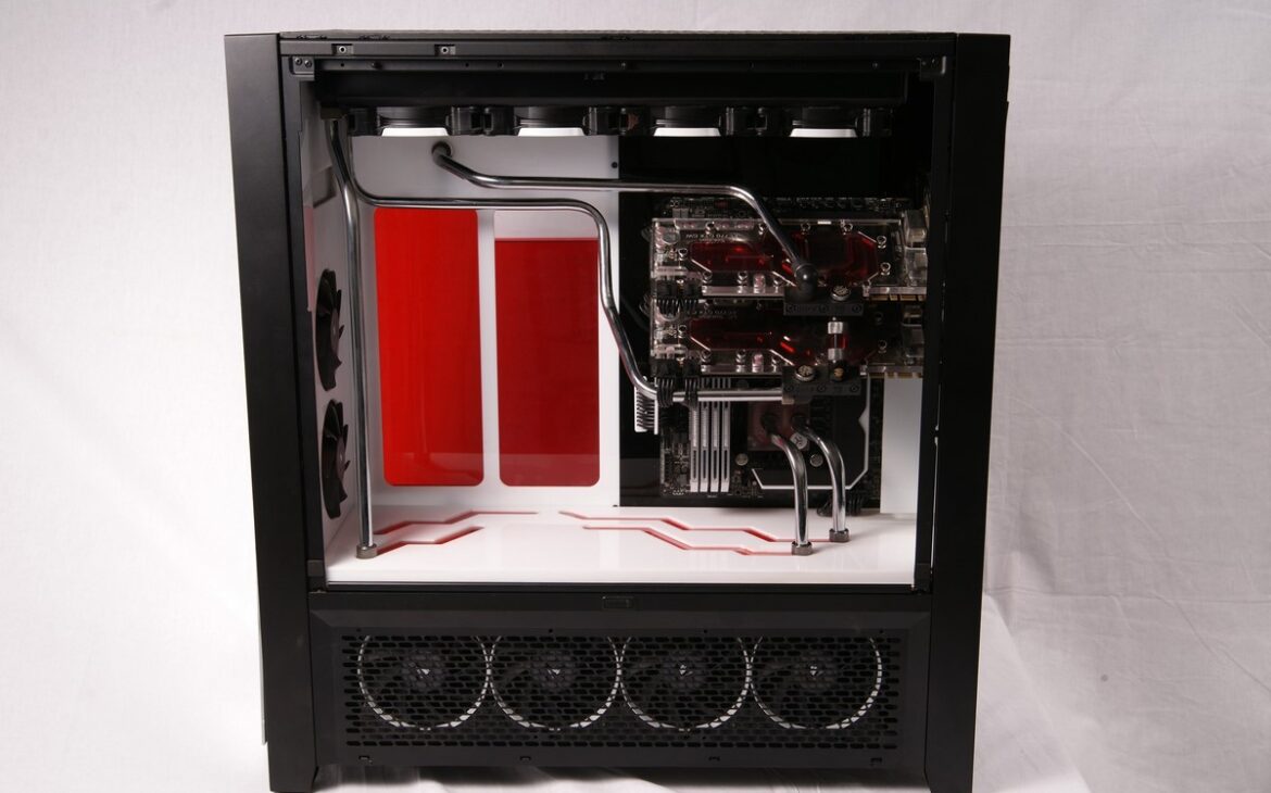 Modding : Twister7800gtx - Project Reflector 900D : Lallure générale est sobre, mais assez réussie.