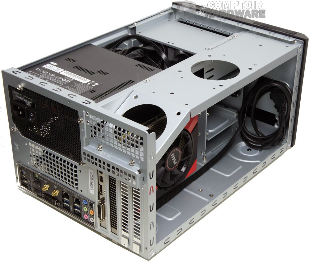 Sous la touffe du Sugo SG11