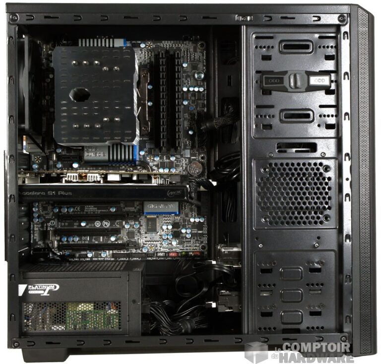 Le Nova sans ses panneaux