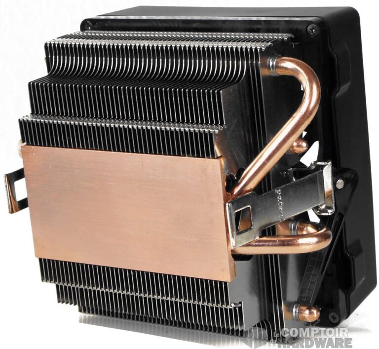 La base en cuivre et les caloducs