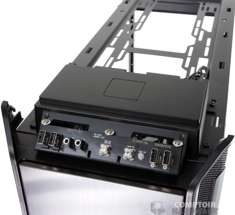 Le top du boîtier sans son capot