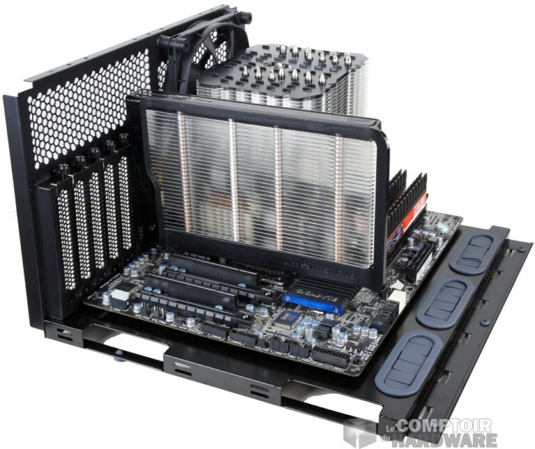 Le plateau complet du Dark Base 900