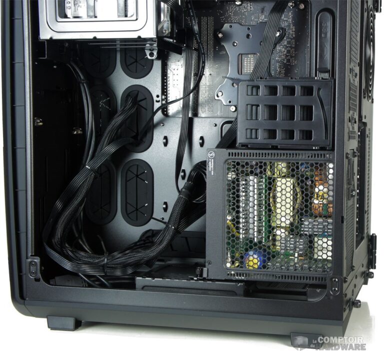 La partie alime sur le Air 740