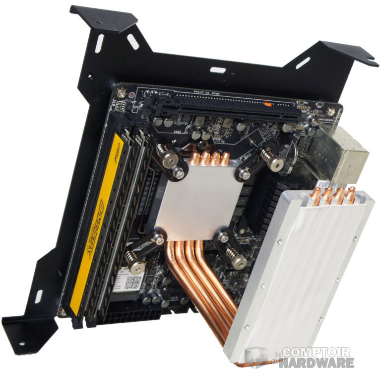 Toutes les pièces en place