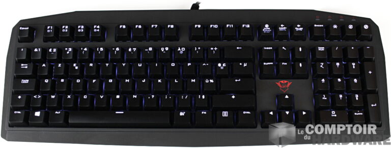 Le Trust GXT 880 de face